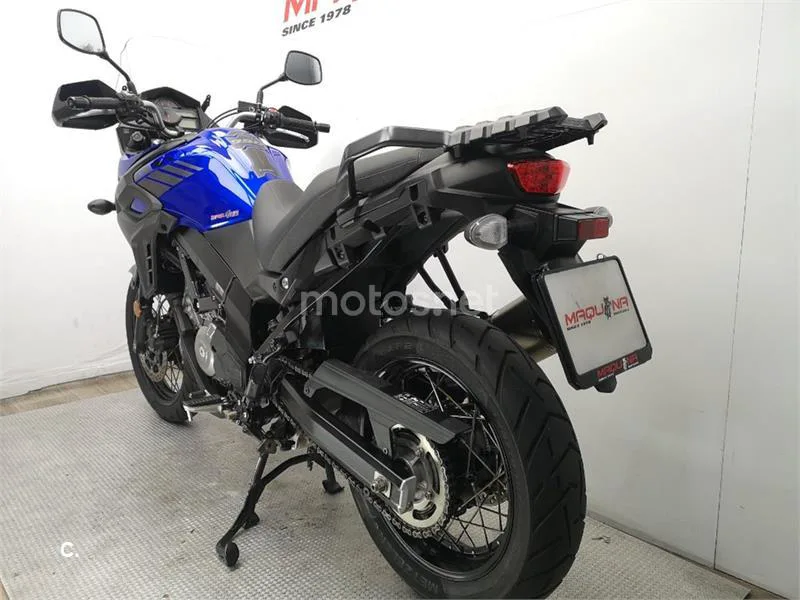 Suzuki V-Strom 650 XT – Vista 18