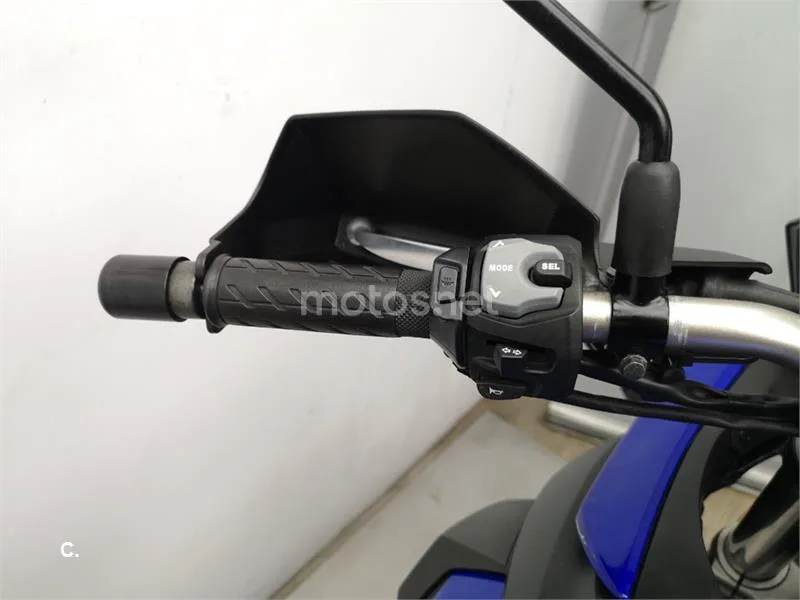 Suzuki V-Strom 650 XT – Vista 8