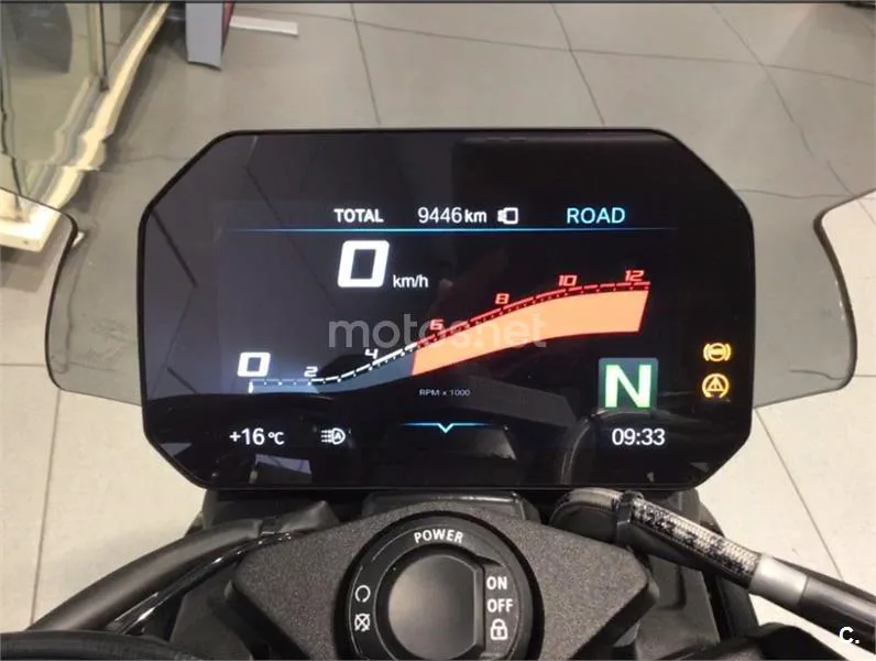 BMW S 1000 R – Vista 3