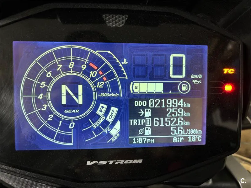 Suzuki V-Strom 1050 – Vista 5