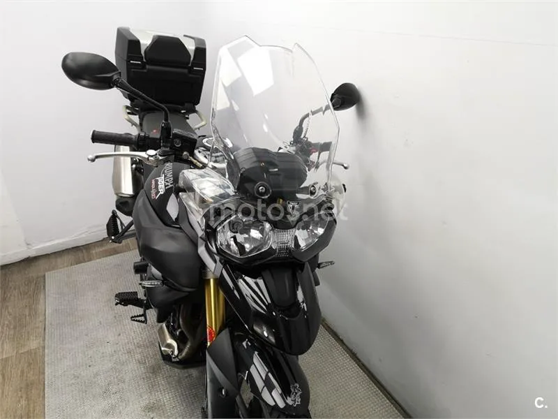 Triumph Tiger 800 – Vista 3