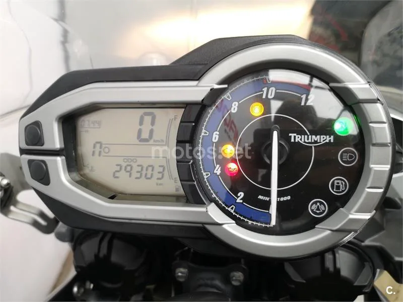 Triumph Tiger 800 – Vista 10
