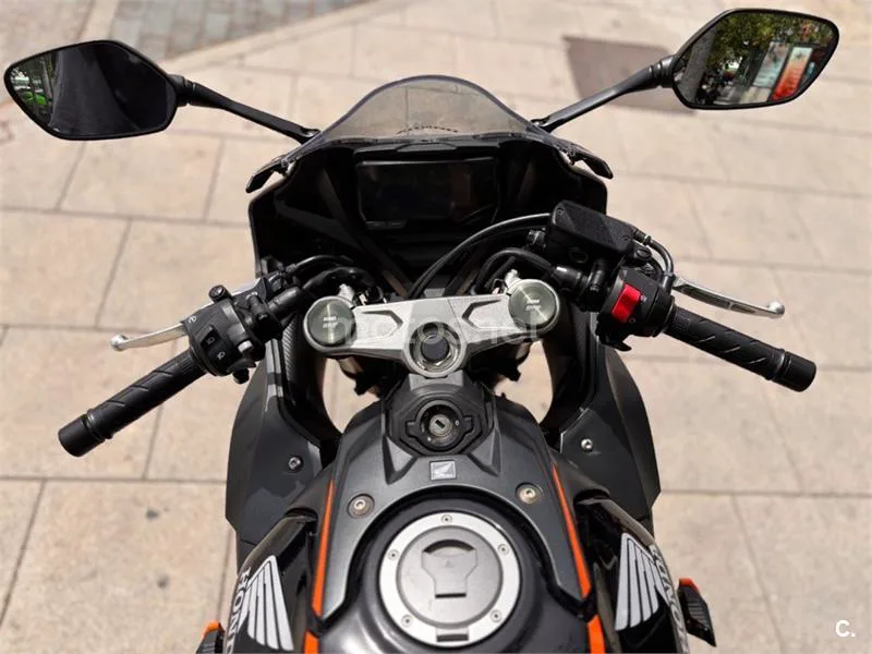 Honda CBR 650 R – Vista 16