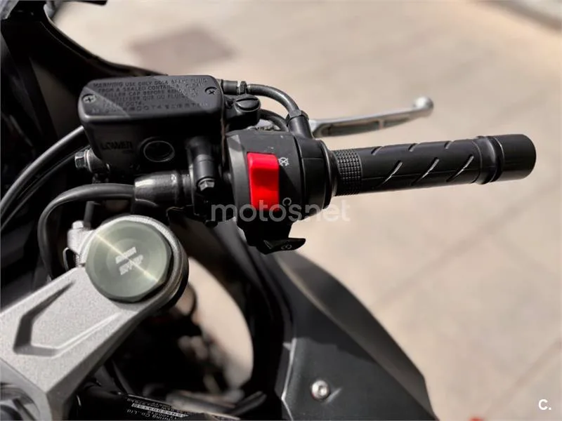 Honda CBR 650 R – Vista 18
