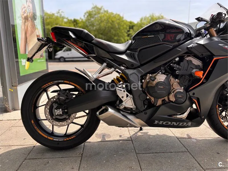 Honda CBR 650 R – Vista 9