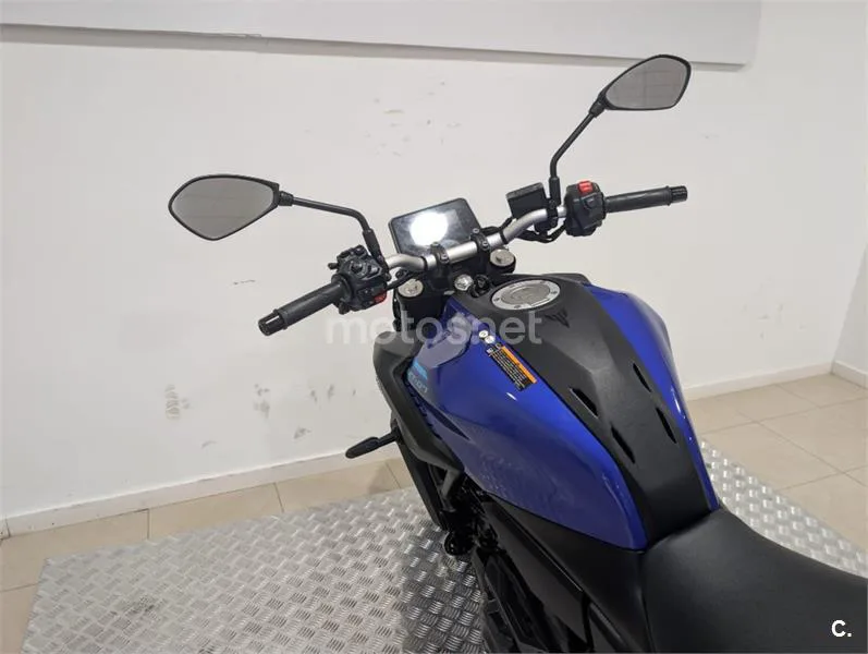Yamaha MT-07 – Vista 12