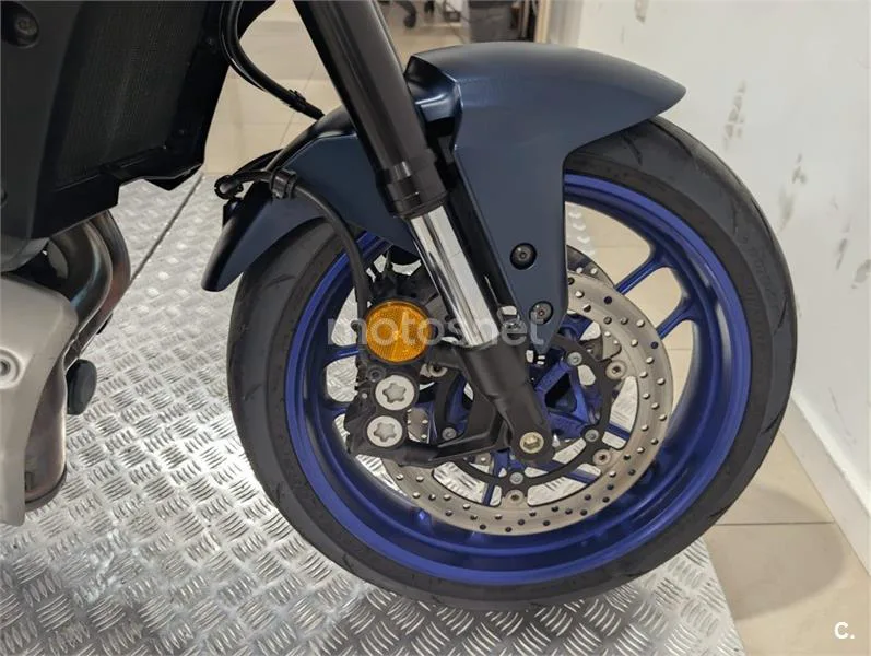Yamaha MT-07 – Vista 23