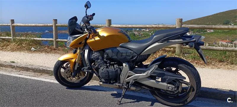 Honda CB 600 F – Vista 3