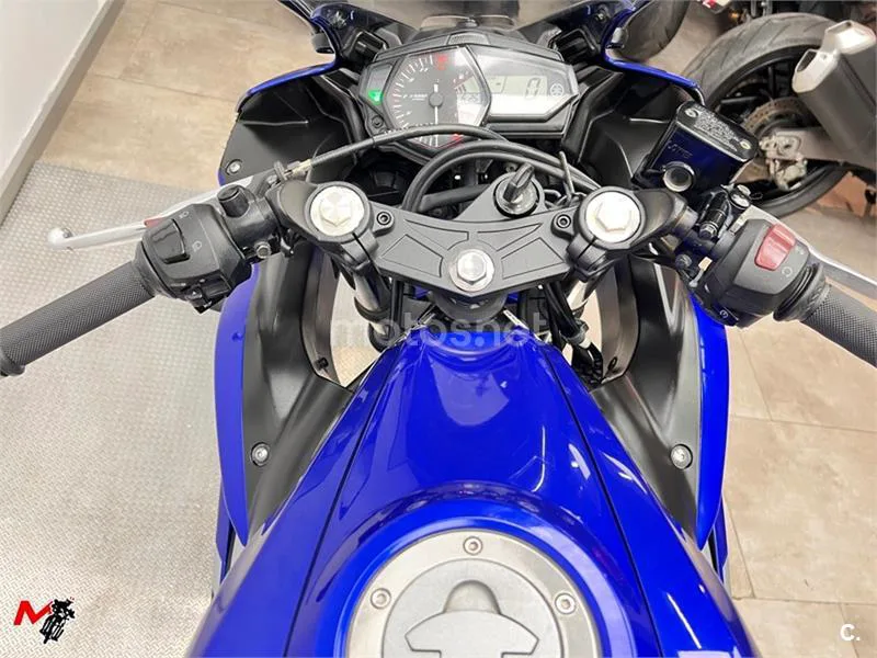 Yamaha R3 – Vista 8
