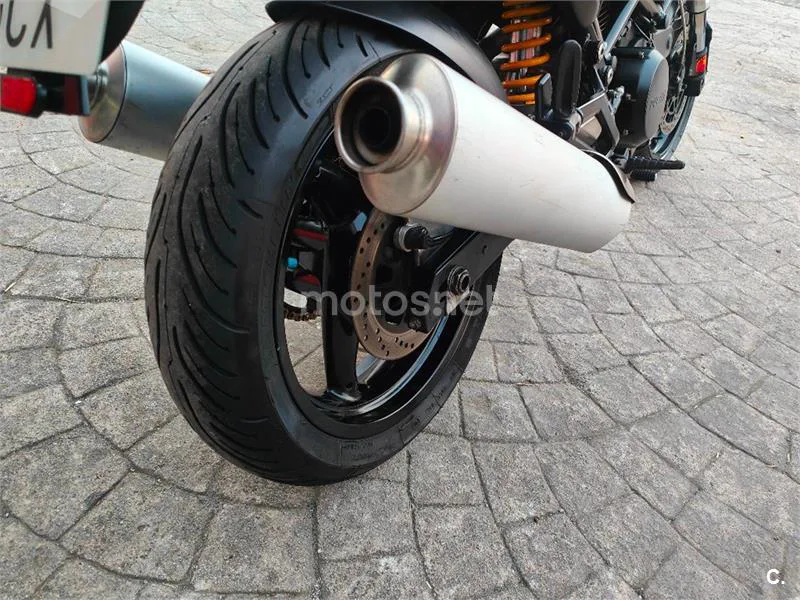 Ducati Monster 695 – Vista 12