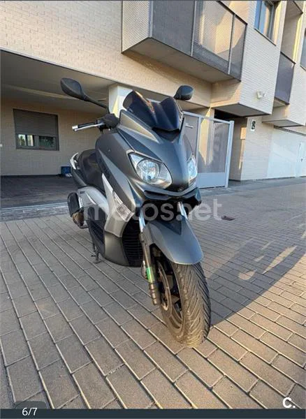 Yamaha XMAX 250 – Vista 6