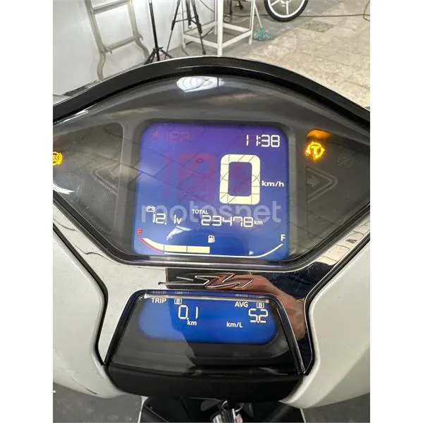 Honda SH 125i – Vista 6