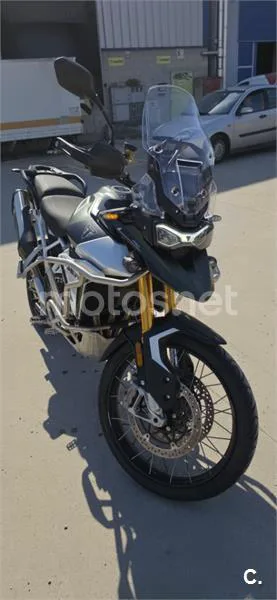 Triumph Tiger 900 – Vista 3