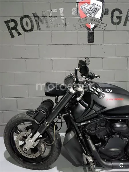 Harley-Davidson V-Rod – Vista 6