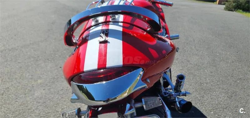 Suzuki Hayabusa - Vista 20
