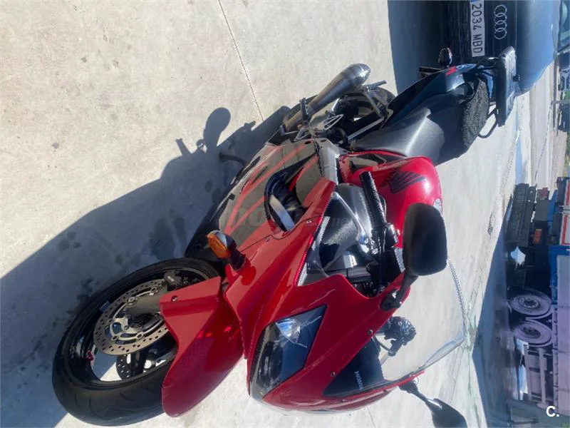 Honda CBR 600F – Vista 4