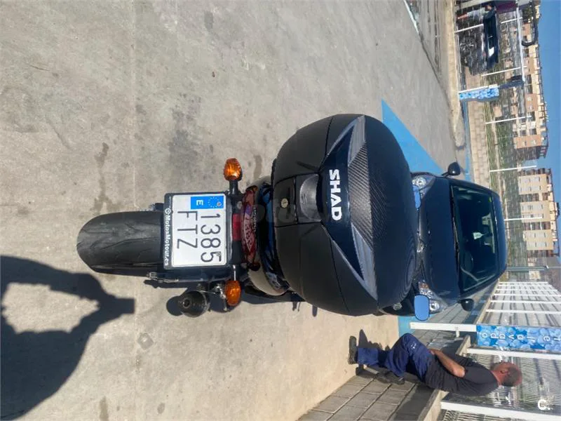 Honda CBR 600F – Vista 8