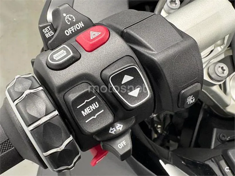 BMW R 1300 RS – Vista 7