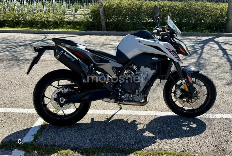KTM 790 – Vista 8