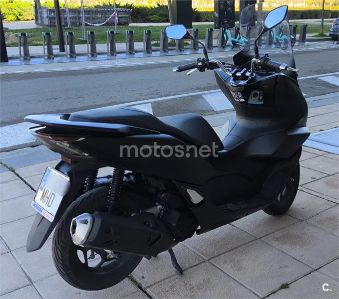 Honda PCX 125 – Vista 3
