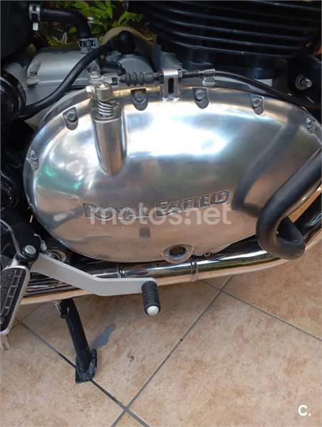 Royal Enfield Interceptor 650 – Vista 26