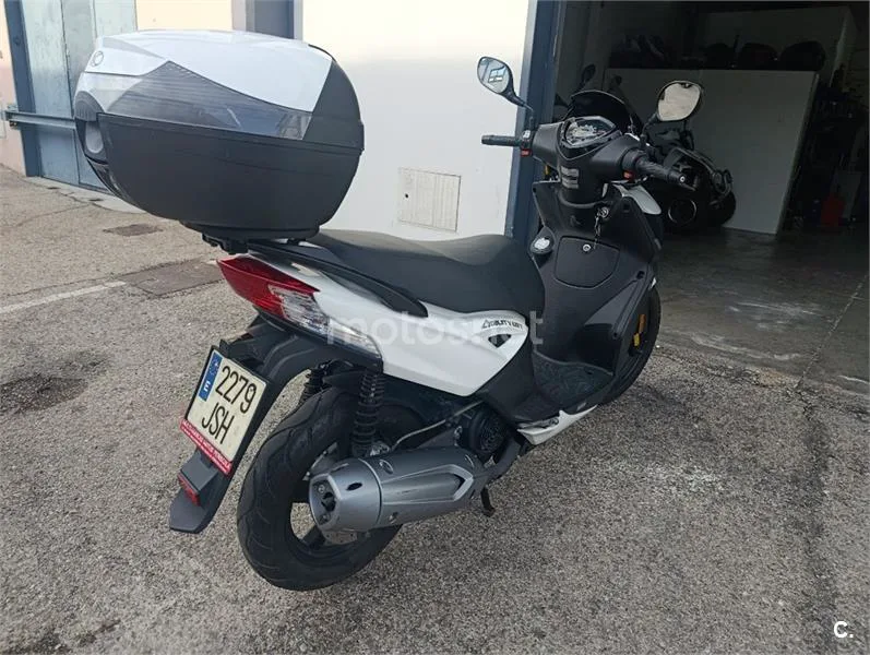 Kymco Agility City 125 – Vista 10