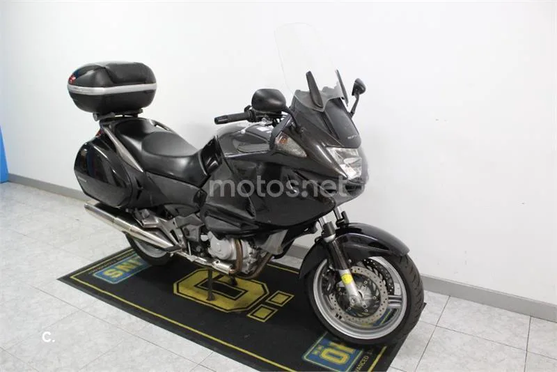 Honda NT 700 Deauville – Vista 19