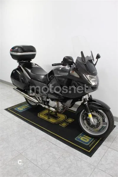Honda NT 700 Deauville – Vista 20