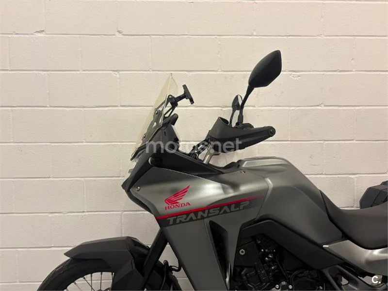 Honda XL 750 Transalp – Vista 16