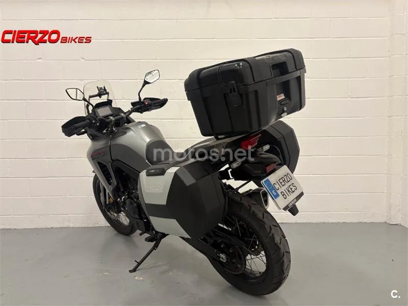 Honda XL 750 Transalp – Vista 4