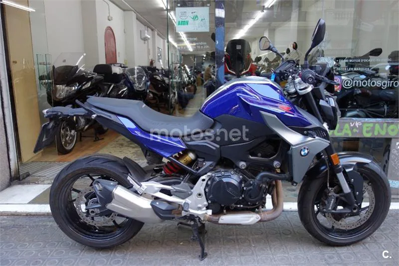 BMW F 900 R – Vista 3