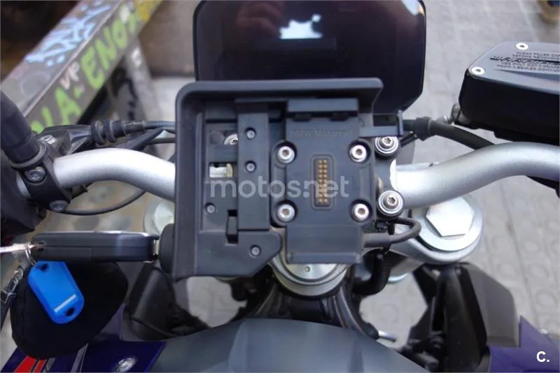 BMW F 900 R – Vista 8