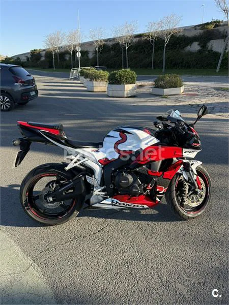 Honda CBR 600 RR – Vista 2