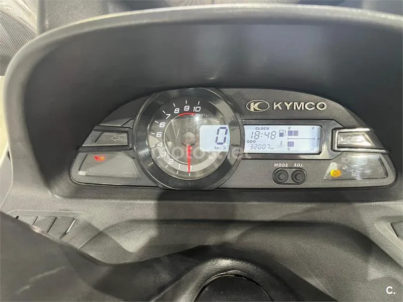Kymco Xciting 400 – Vista 15