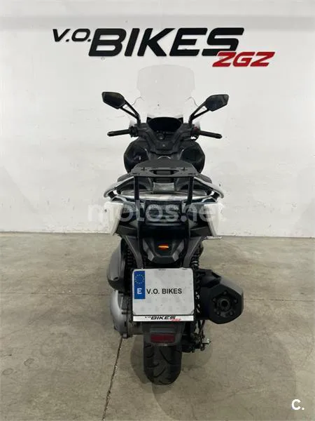 Kymco Xciting 400 – Vista 8