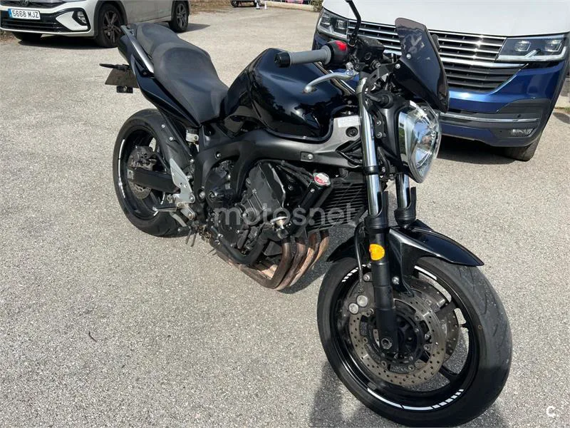 Yamaha FZ6 N S2 – Vista 7