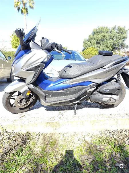 Honda Forza 125 – Vista 2
