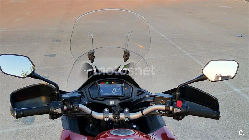 Honda VFR 800 F – Vista 3