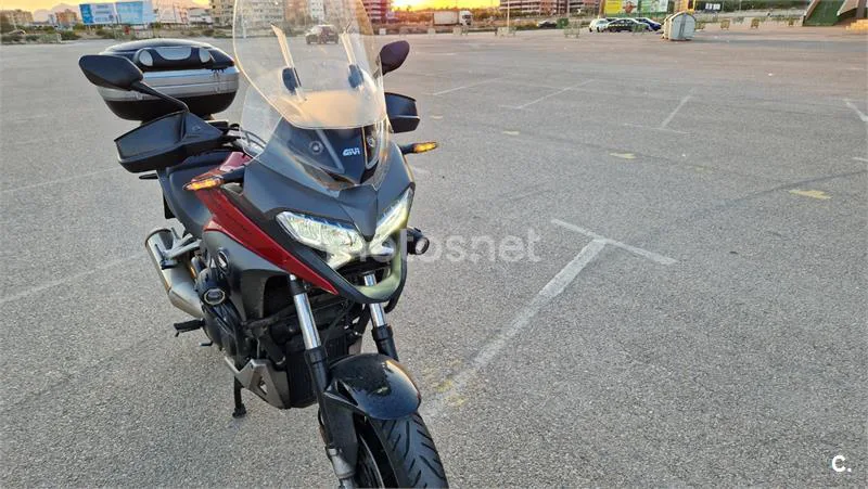 Honda VFR 800 F – Vista 7