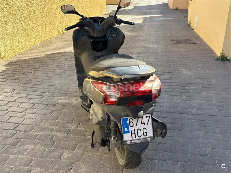 Kymco Super Dink 125 700 € 2009 Valencia - 2