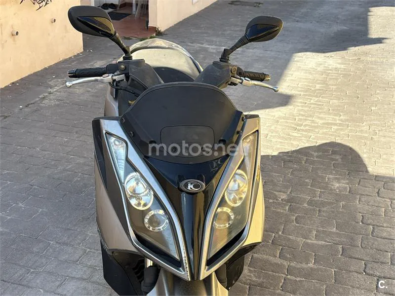 Kymco Super Dink 125 – Vista 4