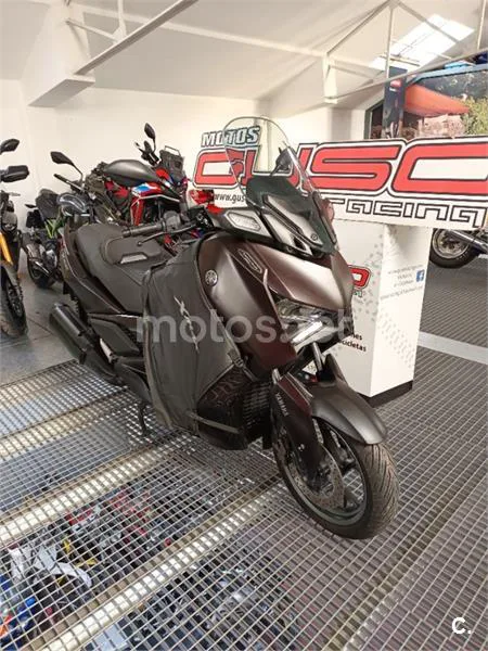 Yamaha XMAX 300 – Vista 5