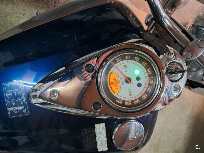 Kawasaki VN 1600 CLASIC – Vista 5