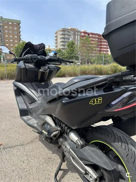 Kymco AK 550 – Vista 25