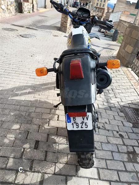 Suzuki DR 350 SE – Vista 11