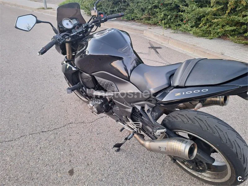 Kawasaki Z1000 - Vista 3