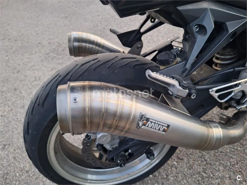 Kawasaki Z1000 - Vista 5