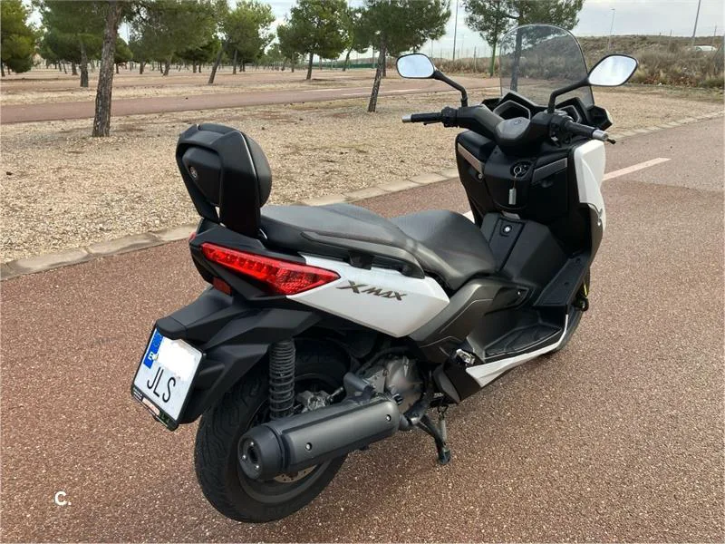Yamaha XMAX 125 – Vista 3