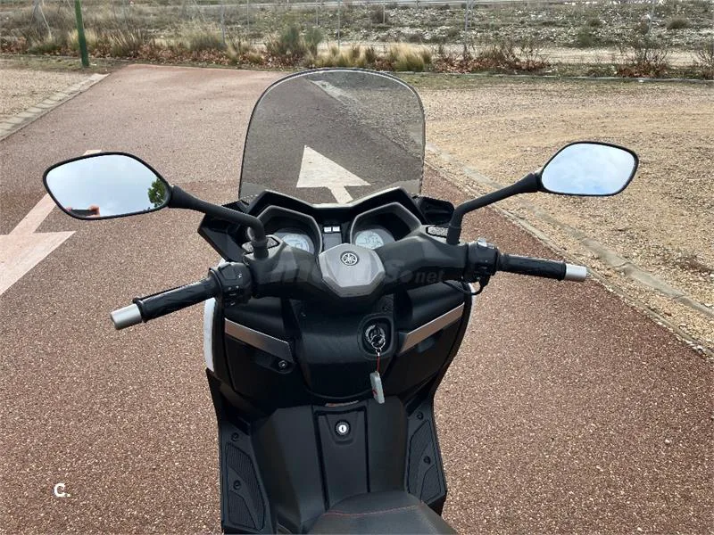 Yamaha XMAX 125 – Vista 4