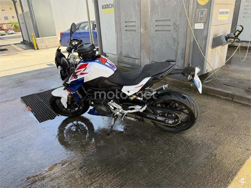 BMW F 900 R – Vista 4